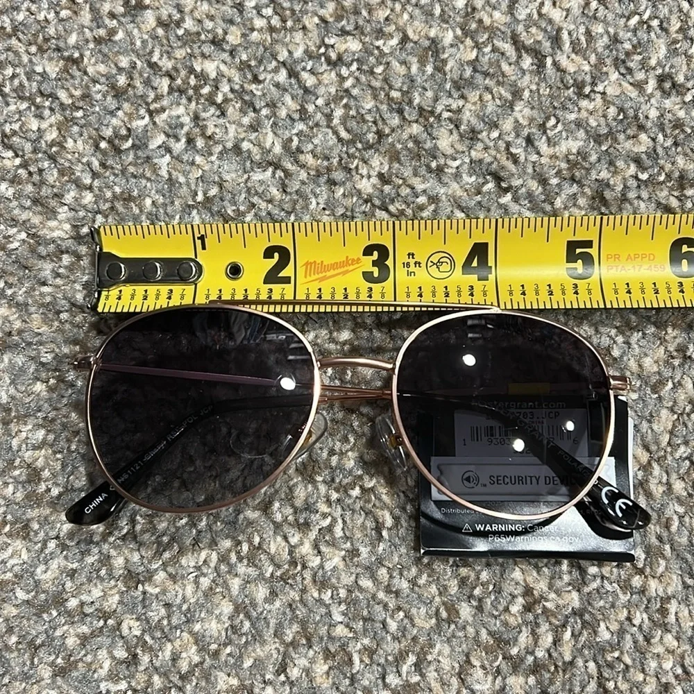 Foster Grant Cheryl Rose Gold Polarized‎ Sunglasses